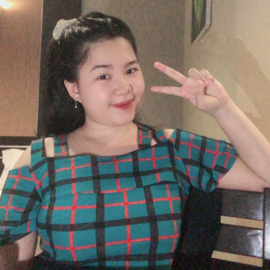 TOP 3 HOST JUST ME AGENCY MARET 2026