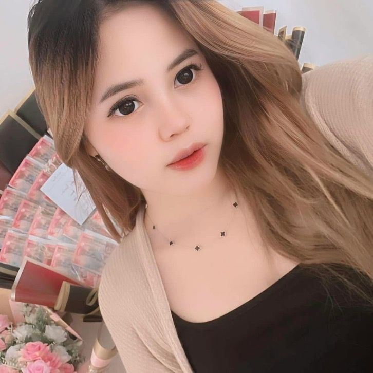 Foto NINDI AMIRA VIRGO